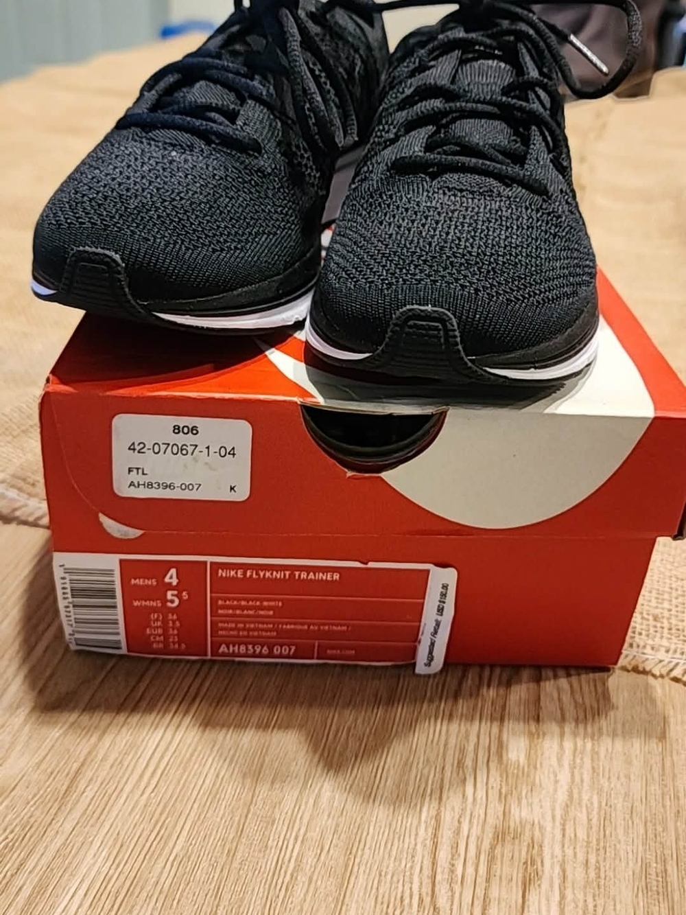 Nike Black Flyknit Trainers - Women's - Picture 3 of 5